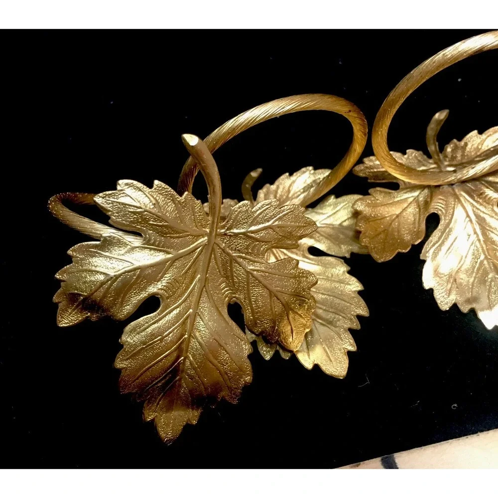 Lot of 4 Metal Maple Leaf Napkin Rings, Gold, Fall, Thanksgiving